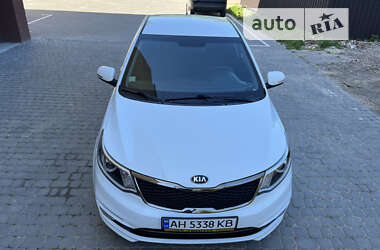 Седан Kia Rio 2015 в Виннице