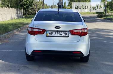 Седан Kia Rio 2012 в Днепре