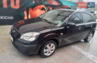 Хэтчбек Kia Rio 2009 в Богородчанах