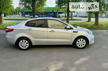 Седан Kia Rio 2012 в Харкові