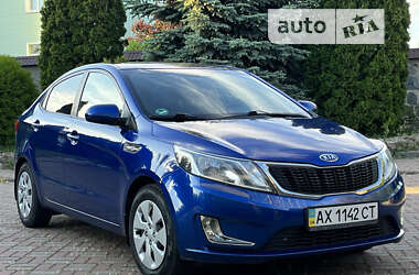 Седан Kia Rio 2012 в Прилуках