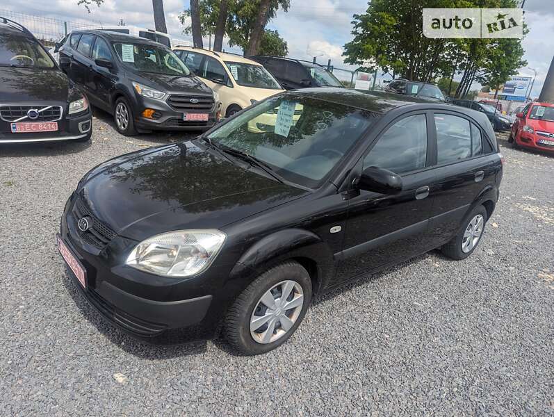 Хетчбек Kia Rio 2007 в Рівному