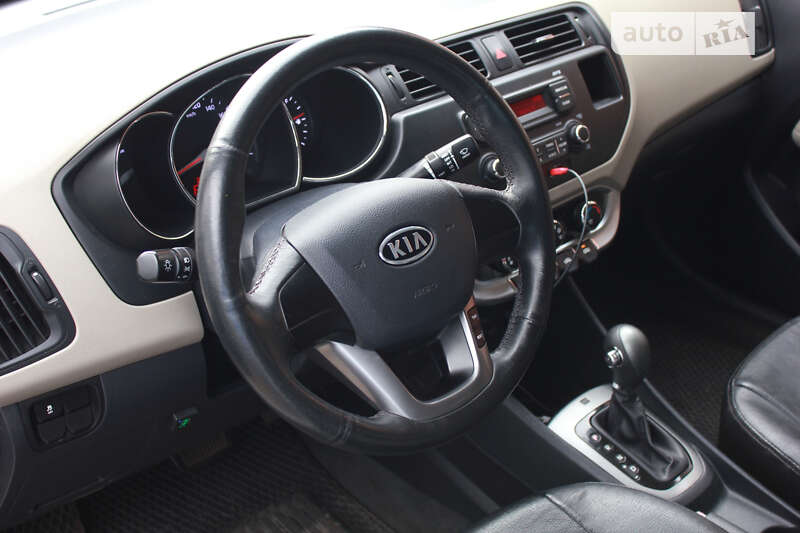 Седан Kia Rio 2012 в Харькове фото 5 Седан Kia Rio 2012 в Харькове