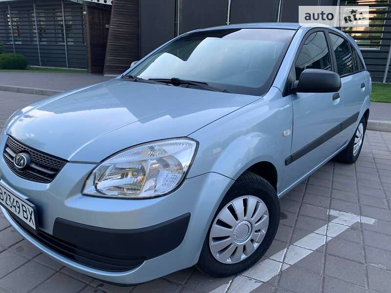 Хетчбек Kia Rio 2008 в Черкасах