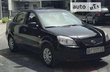 Седан Kia Rio 2007 в Львові