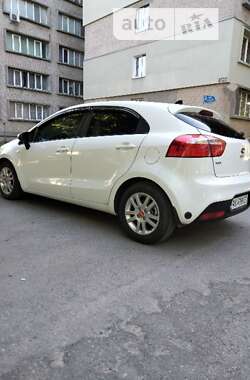 Хетчбек Kia Rio 2011 в Харкові