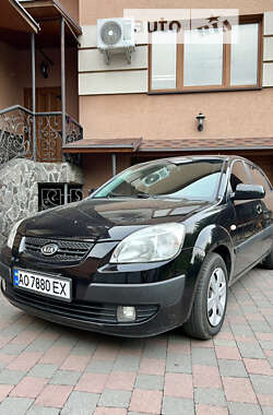 Хэтчбек Kia Rio 2007 в Мукачево