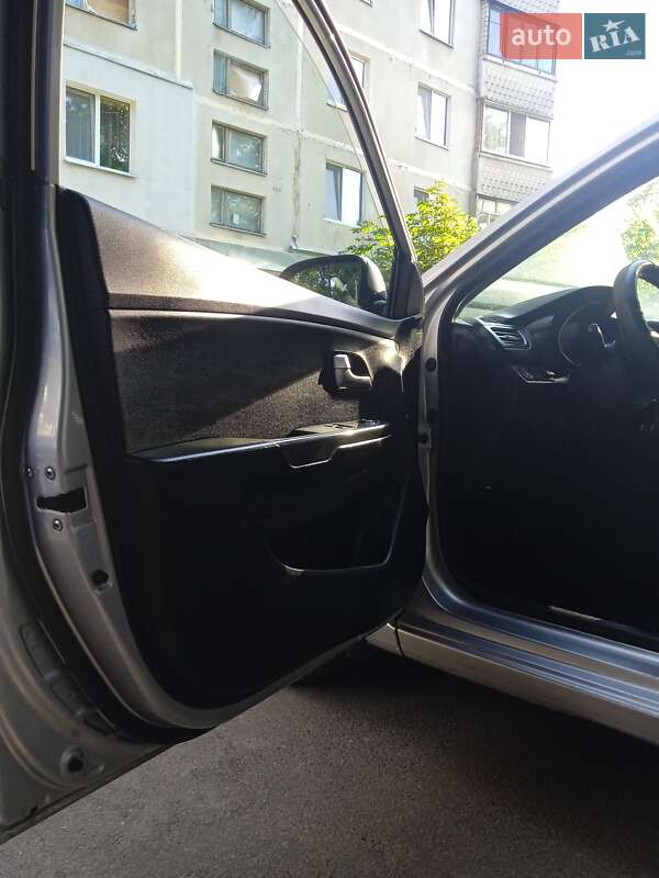 Седан Kia Rio 2012 в Харкові