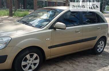 Хэтчбек Kia Rio 2008 в Буче