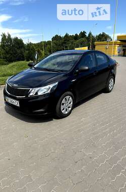 Седан Kia Rio 2012 в Бродах