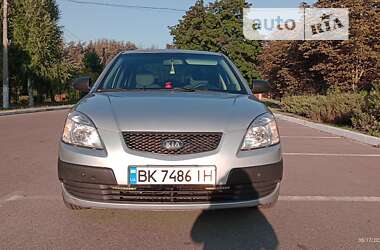 Седан Kia Rio 2008 в Харкові