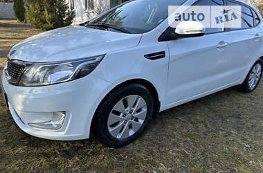 Хетчбек Kia Rio 2012 в Полтаві