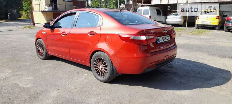 Седан Kia Rio 2011 в Львове