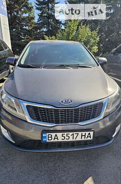 Седан Kia Rio 2013 в Кропивницькому