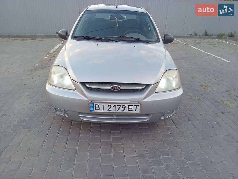 Седан Kia Rio 2005 в Козельщине