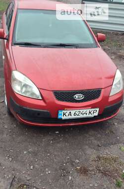 Седан Kia Rio 2006 в Белой Церкви