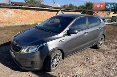 Хэтчбек Kia Rio 2012 в 