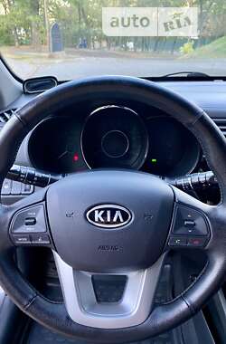 Хетчбек Kia Rio 2012 в Києві