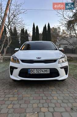 Седан Kia Rio 2018 в Львові