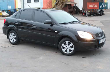 Седан Kia Rio 2007 в Белой Церкви