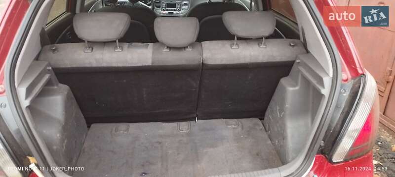 Хэтчбек Kia Rio 2011 в Чернигове