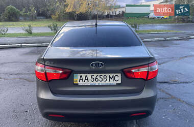 Седан Kia Rio 2012 в Лубнах