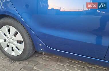 Седан Kia Rio 2013 в Харькове