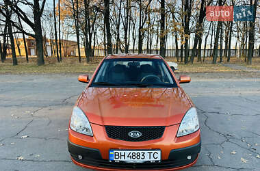 Седан Kia Rio 2005 в Умани