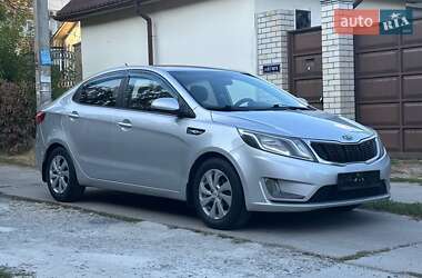 Седан Kia Rio 2012 в Харькове