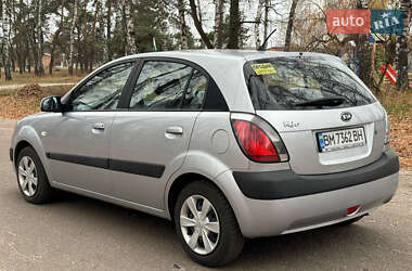 Хетчбек Kia Rio 2006 в Охтирці