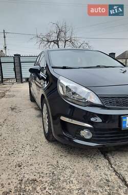 Седан Kia Rio 2015 в Дніпрі