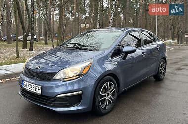 Седан Kia Rio 2015 в Києві