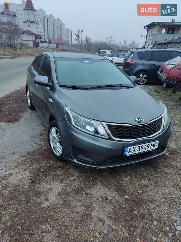 Седан Kia Rio 2011 в Харкові