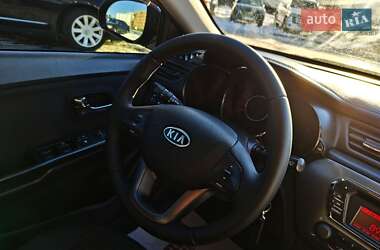 Седан Kia Rio 2012 в Львові