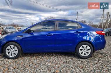 Седан Kia Rio 2012 в Смілі