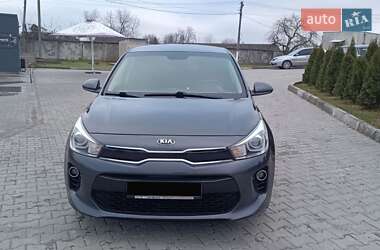 Хетчбек Kia Rio 2017 в Дунаївцях