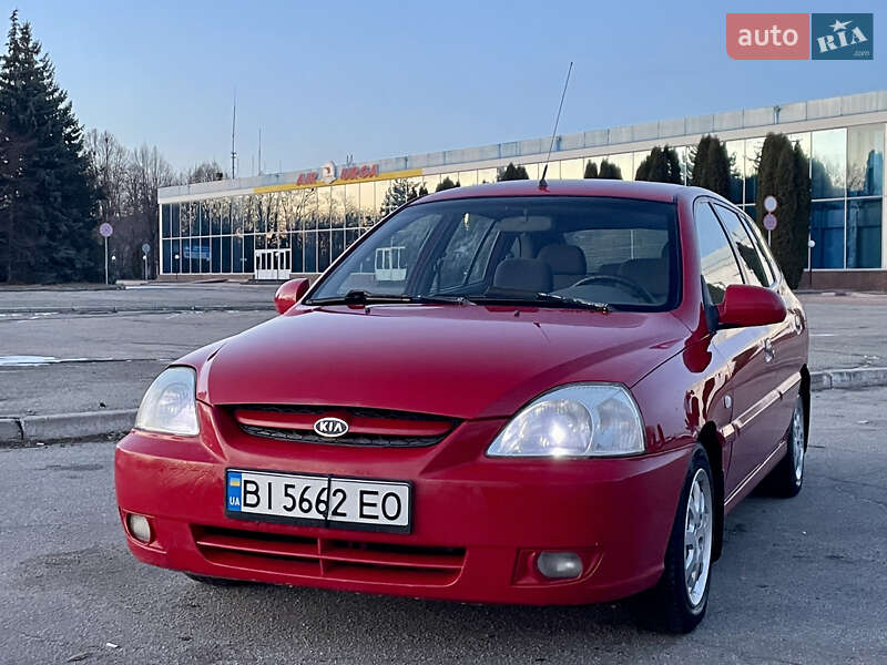 Універсал Kia Rio 2004 в Кропивницькому