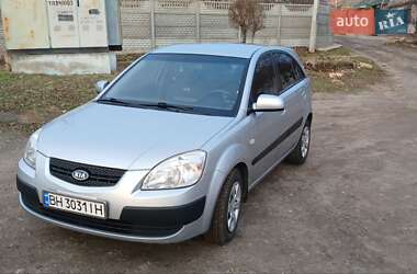 Хетчбек Kia Rio 2009 в Миколаєві