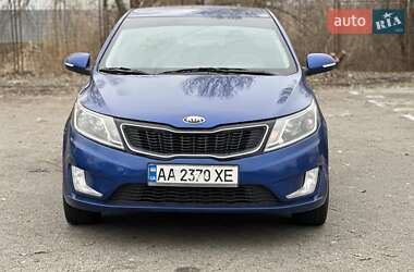 Седан Kia Rio 2013 в Києві