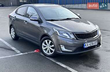 Седан Kia Rio 2013 в Києві