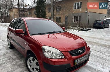 Хетчбек Kia Rio 2006 в Івано-Франківську