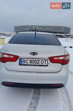 Седан Kia Rio 2012 в Львове