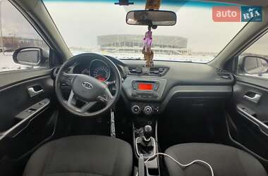 Седан Kia Rio 2012 в Львове