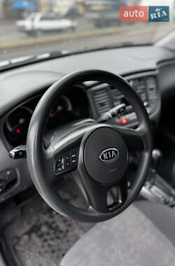 Хетчбек Kia Rio 2011 в Києві