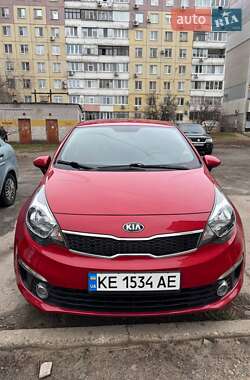 Седан Kia Rio 2017 в Дніпрі