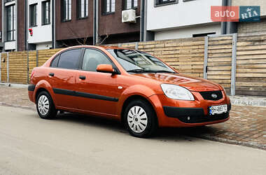 Седан Kia Rio 2005 в Києві