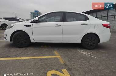 Седан Kia Rio 2014 в Києві