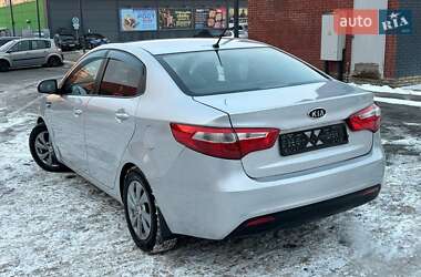 Седан Kia Rio 2012 в Харкові