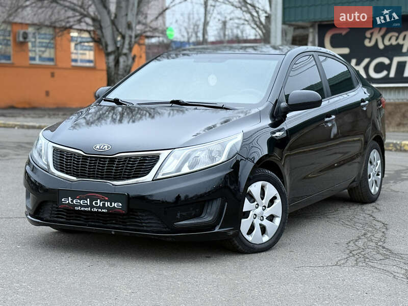 Седан Kia Rio 2011 в Николаеве