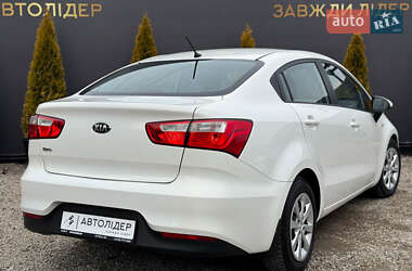 Седан Kia Rio 2016 в Одесі